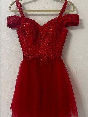 Woman’s Red Sequin Lace Tulle Party Dress
